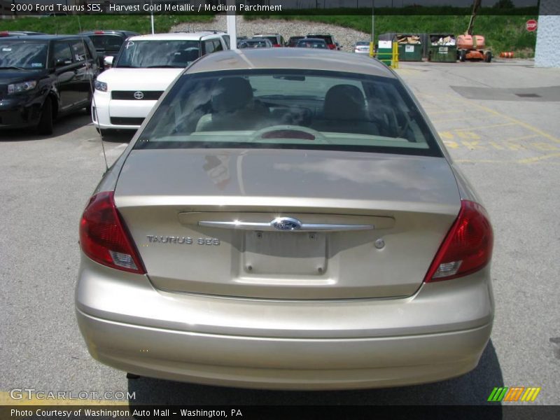 Harvest Gold Metallic / Medium Parchment 2000 Ford Taurus SES