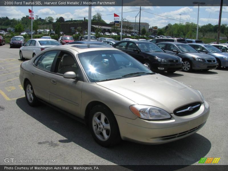 Harvest Gold Metallic / Medium Parchment 2000 Ford Taurus SES