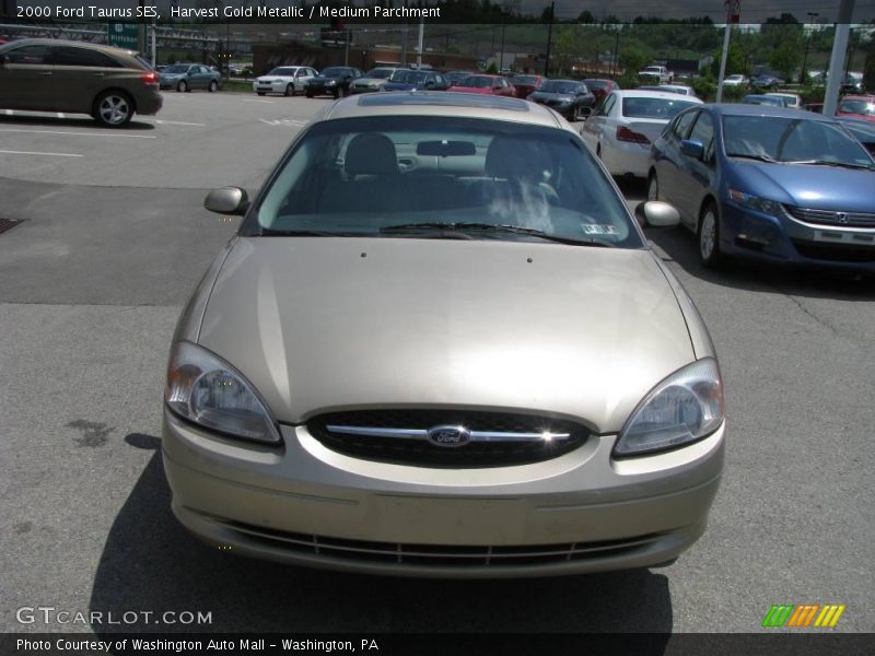 Harvest Gold Metallic / Medium Parchment 2000 Ford Taurus SES