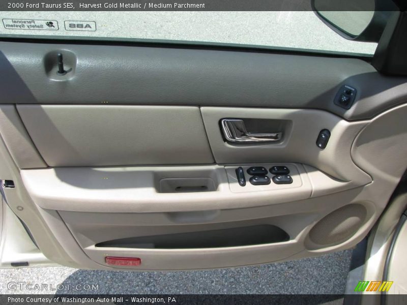 Harvest Gold Metallic / Medium Parchment 2000 Ford Taurus SES