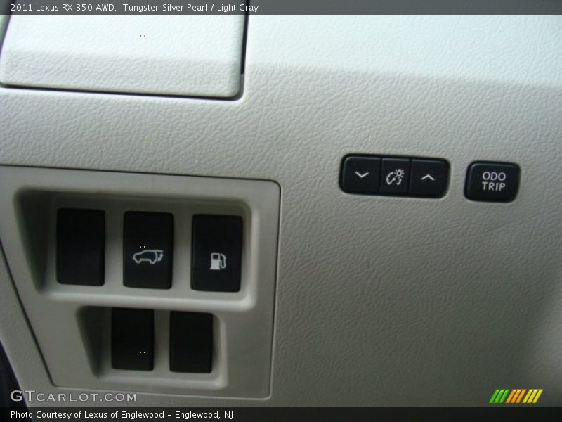 Tungsten Silver Pearl / Light Gray 2011 Lexus RX 350 AWD