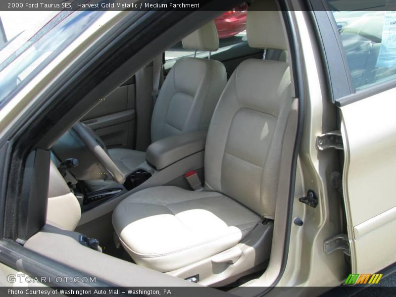 Harvest Gold Metallic / Medium Parchment 2000 Ford Taurus SES