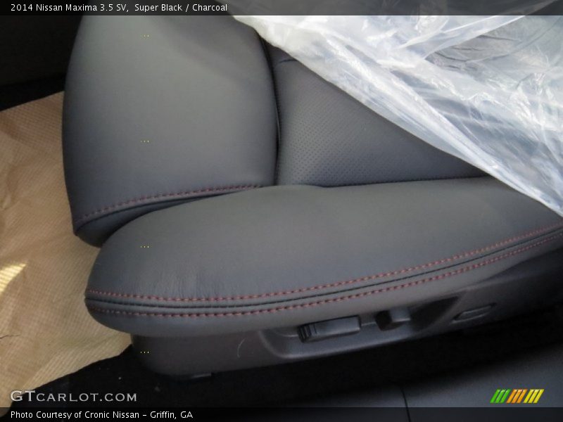 Super Black / Charcoal 2014 Nissan Maxima 3.5 SV