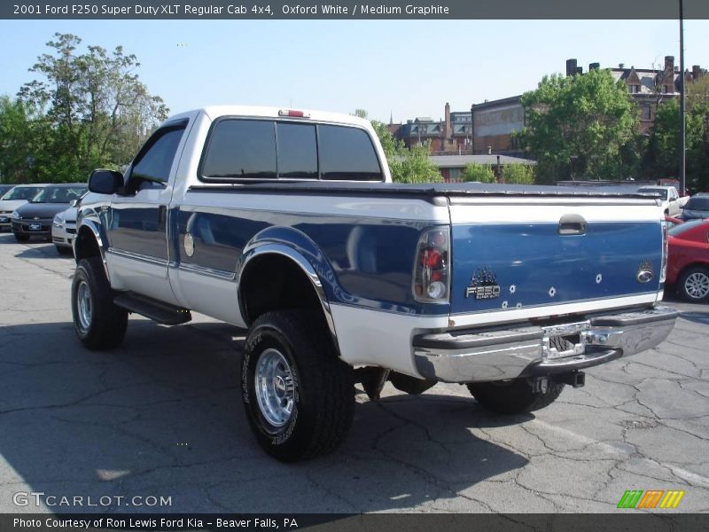 Oxford White / Medium Graphite 2001 Ford F250 Super Duty XLT Regular Cab 4x4