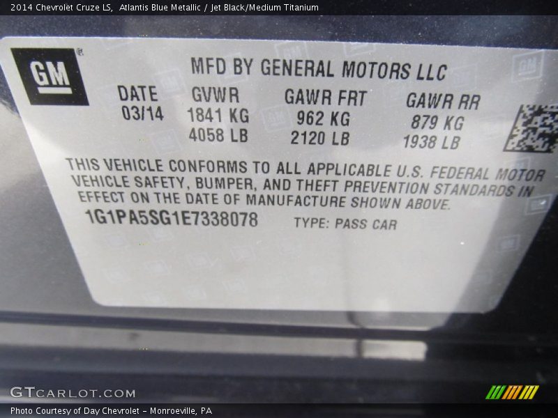 Atlantis Blue Metallic / Jet Black/Medium Titanium 2014 Chevrolet Cruze LS