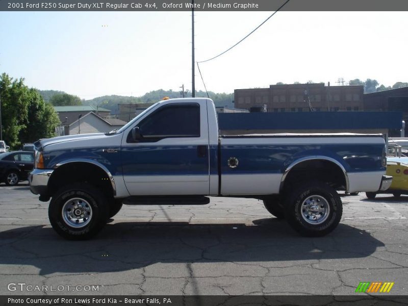 Oxford White / Medium Graphite 2001 Ford F250 Super Duty XLT Regular Cab 4x4