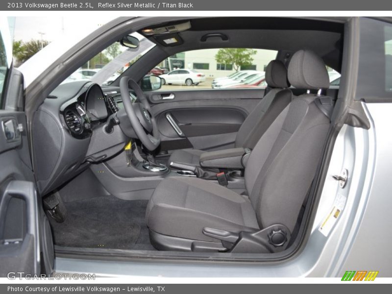  2013 Beetle 2.5L Titan Black Interior