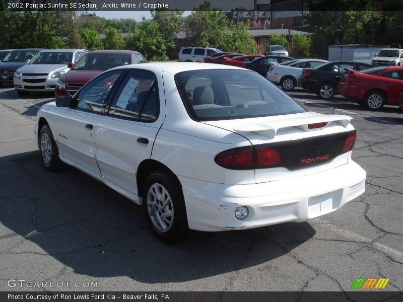 Arctic White / Graphite 2002 Pontiac Sunfire SE Sedan