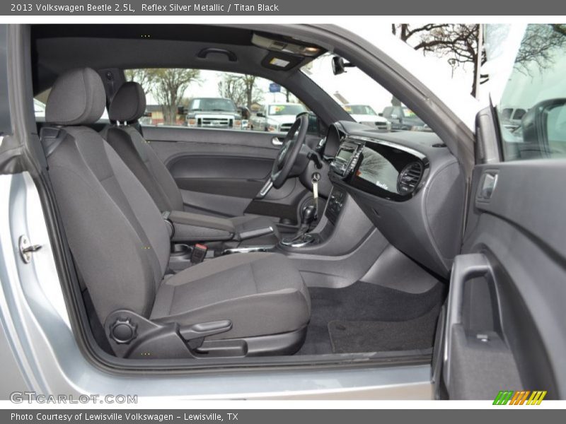 Front Seat of 2013 Beetle 2.5L