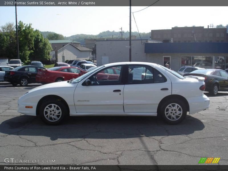 Arctic White / Graphite 2002 Pontiac Sunfire SE Sedan