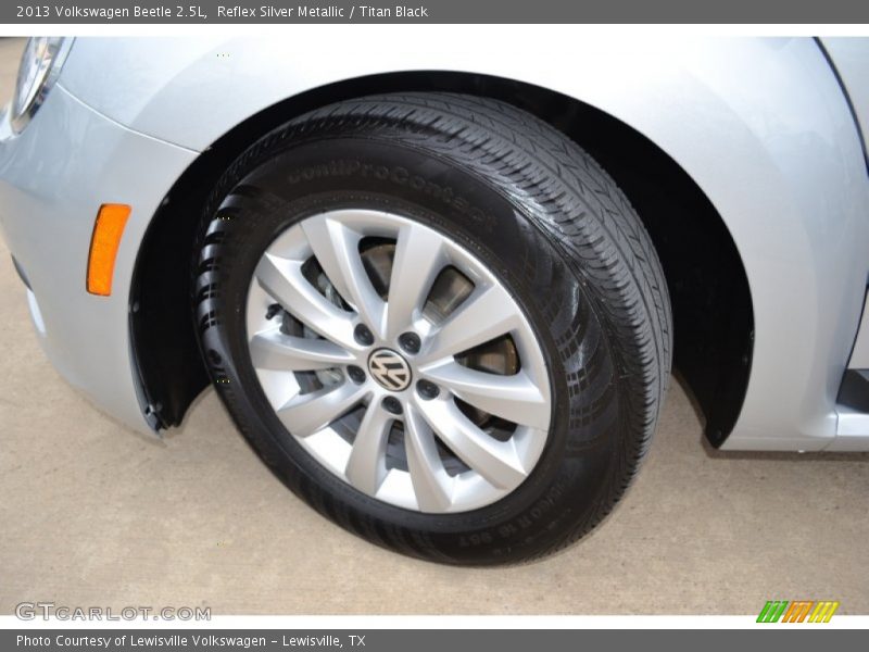 Reflex Silver Metallic / Titan Black 2013 Volkswagen Beetle 2.5L