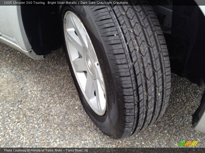 Bright Silver Metallic / Dark Slate Gray/Light Graystone 2005 Chrysler 300 Touring