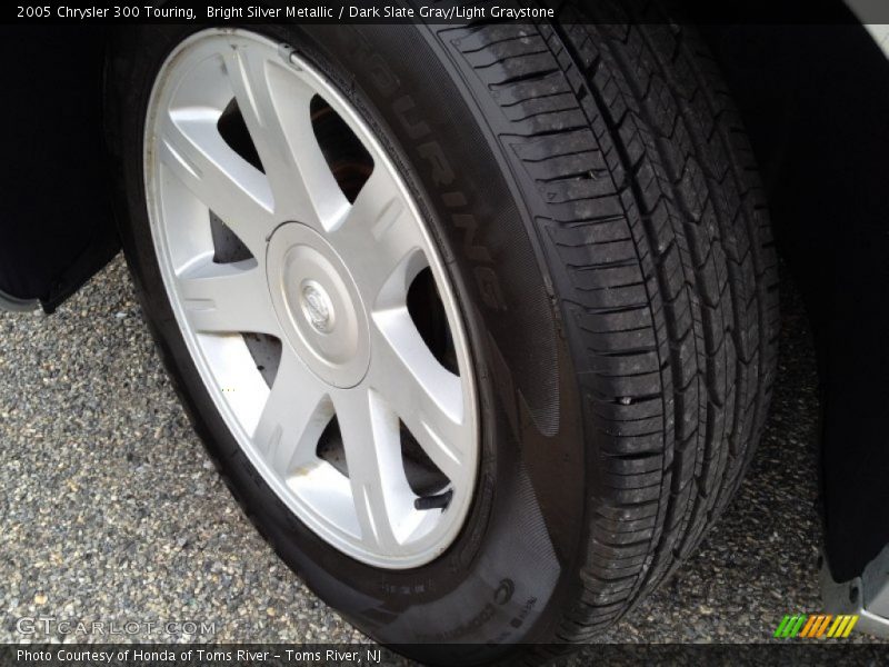 Bright Silver Metallic / Dark Slate Gray/Light Graystone 2005 Chrysler 300 Touring