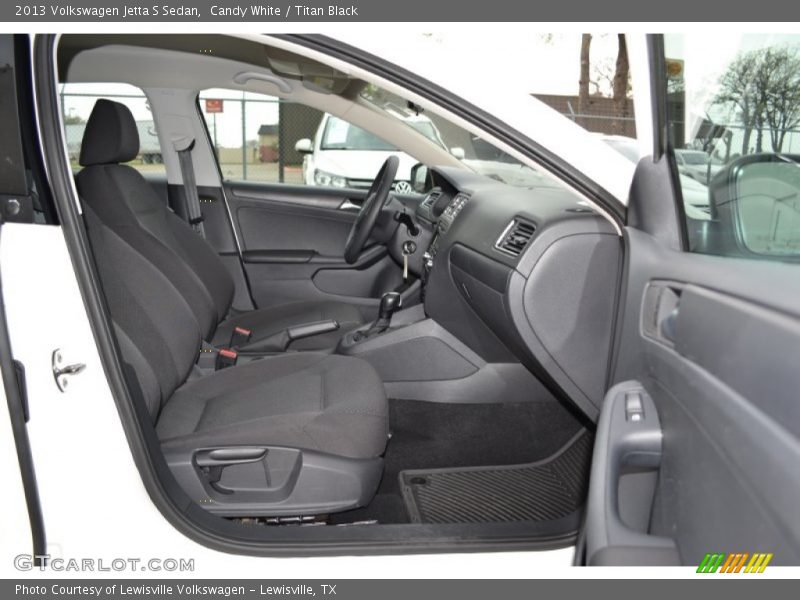 Candy White / Titan Black 2013 Volkswagen Jetta S Sedan