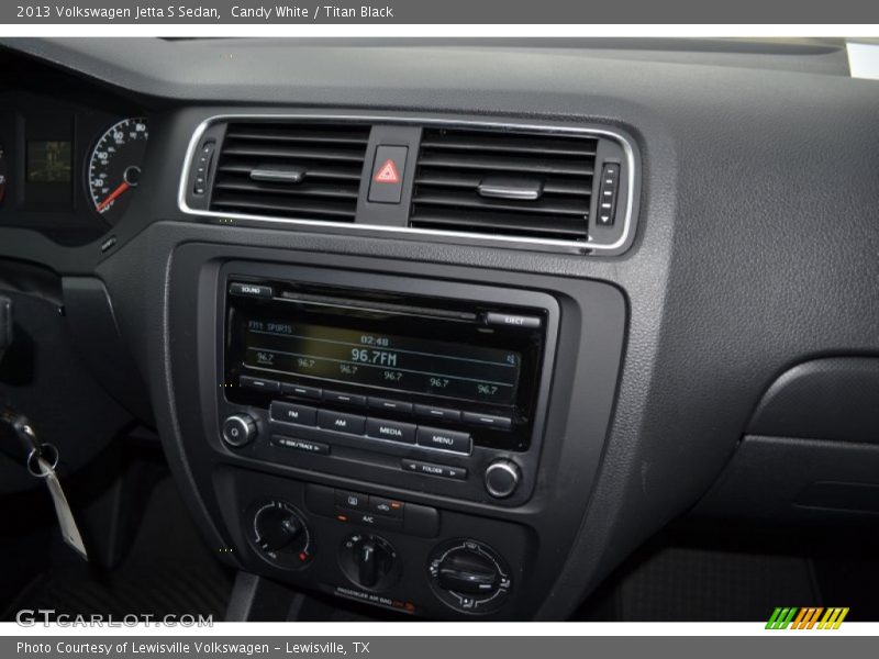 Candy White / Titan Black 2013 Volkswagen Jetta S Sedan