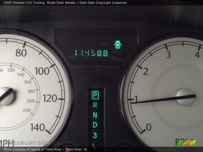 Bright Silver Metallic / Dark Slate Gray/Light Graystone 2005 Chrysler 300 Touring