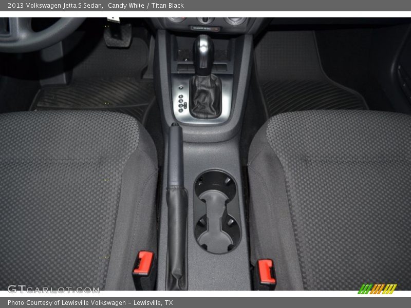 Candy White / Titan Black 2013 Volkswagen Jetta S Sedan