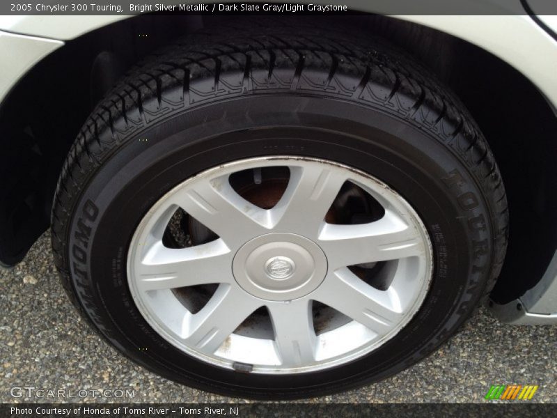 Bright Silver Metallic / Dark Slate Gray/Light Graystone 2005 Chrysler 300 Touring