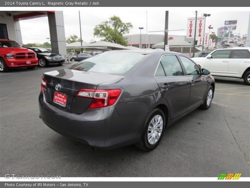 Magnetic Gray Metallic / Ash 2014 Toyota Camry L