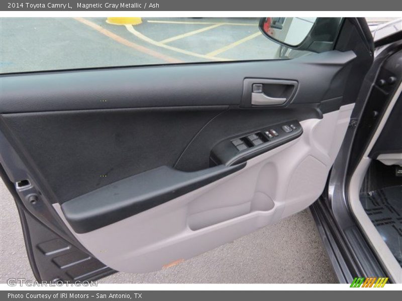 Magnetic Gray Metallic / Ash 2014 Toyota Camry L