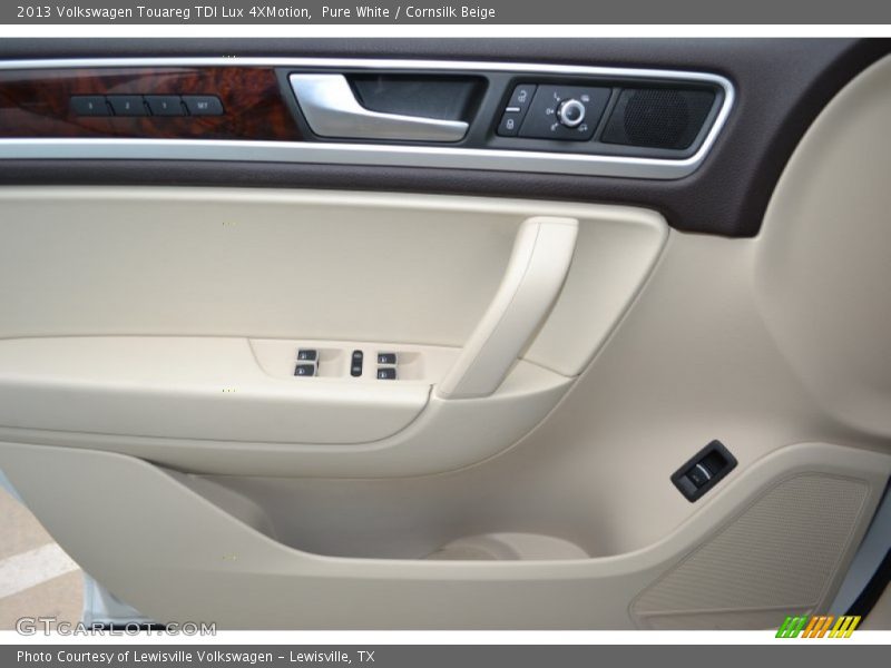 Pure White / Cornsilk Beige 2013 Volkswagen Touareg TDI Lux 4XMotion