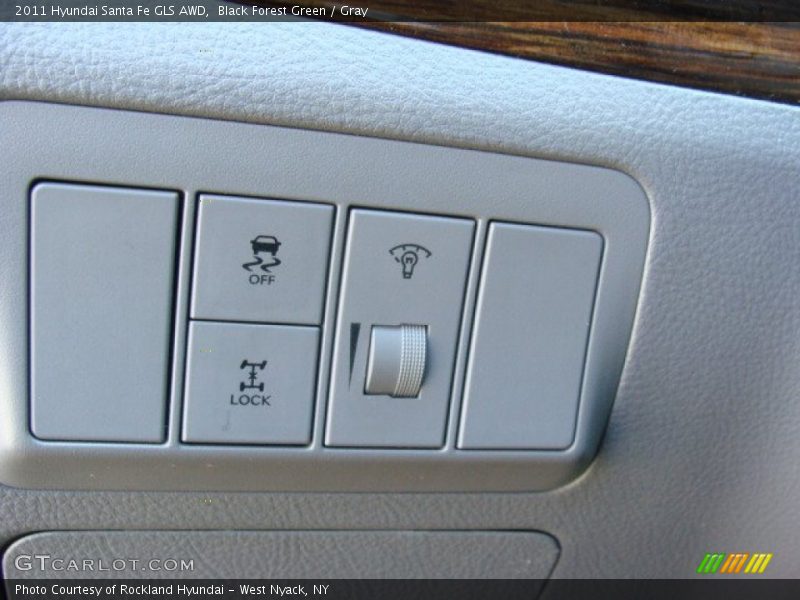 Black Forest Green / Gray 2011 Hyundai Santa Fe GLS AWD