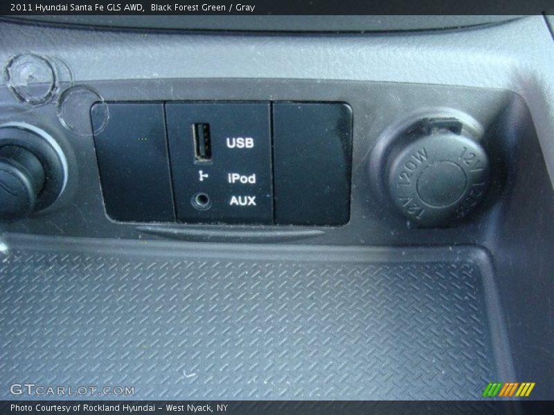 Black Forest Green / Gray 2011 Hyundai Santa Fe GLS AWD