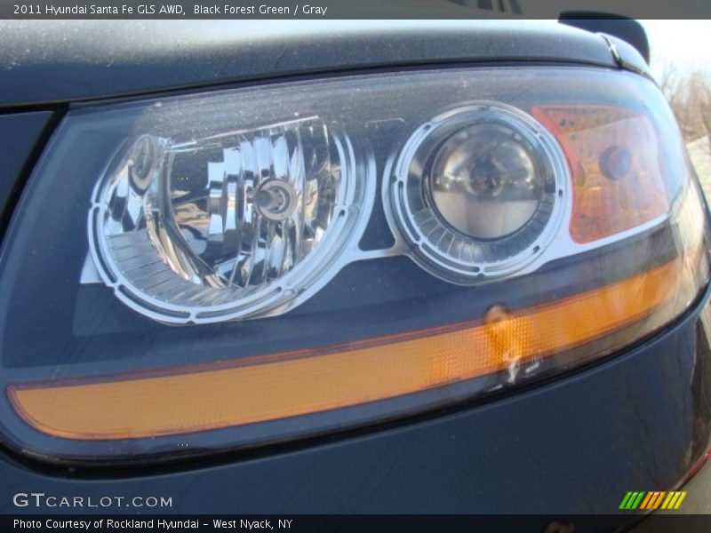 Black Forest Green / Gray 2011 Hyundai Santa Fe GLS AWD