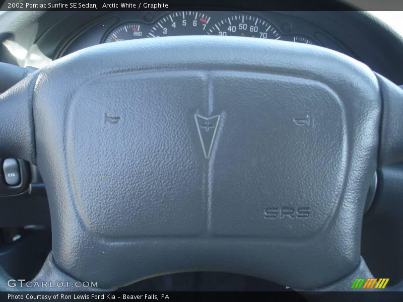 Arctic White / Graphite 2002 Pontiac Sunfire SE Sedan