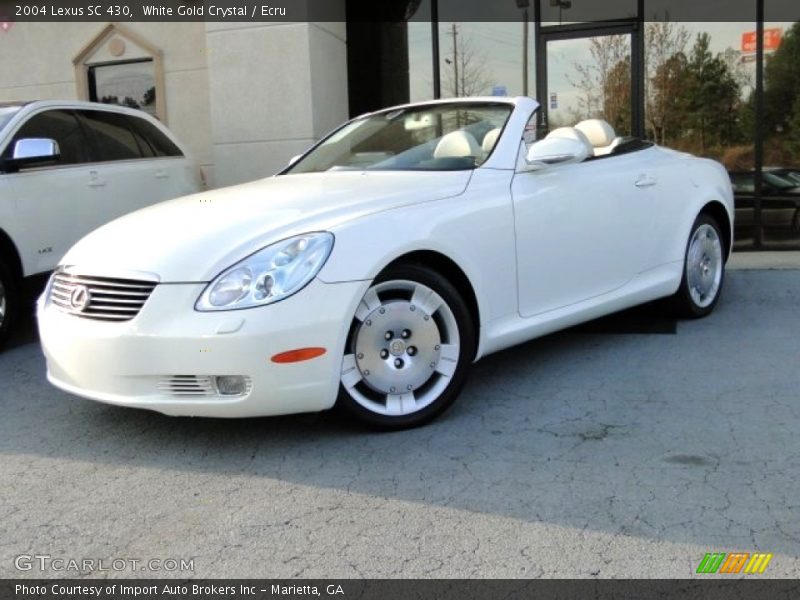 Front 3/4 View of 2004 SC 430