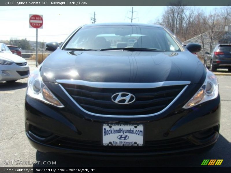 Midnight Black / Gray 2013 Hyundai Sonata GLS