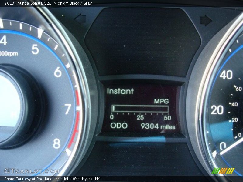 Midnight Black / Gray 2013 Hyundai Sonata GLS