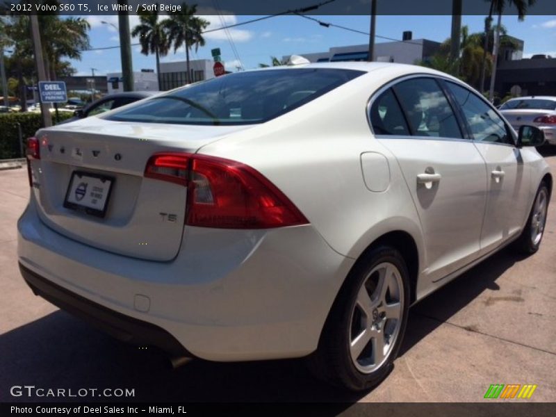 Ice White / Soft Beige 2012 Volvo S60 T5