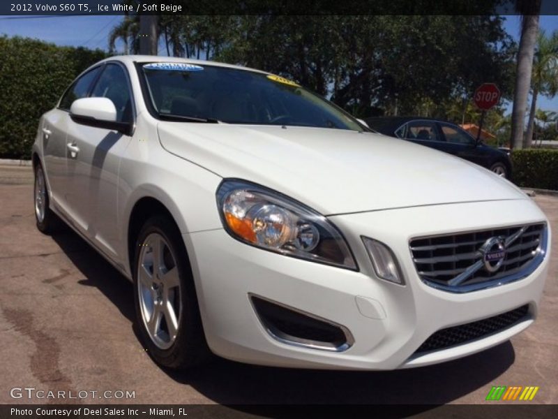 Ice White / Soft Beige 2012 Volvo S60 T5