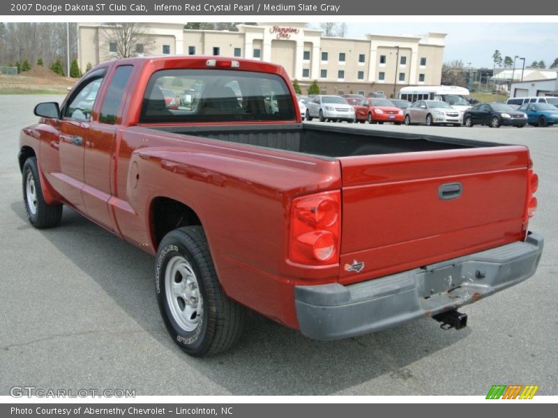 Inferno Red Crystal Pearl / Medium Slate Gray 2007 Dodge Dakota ST Club Cab