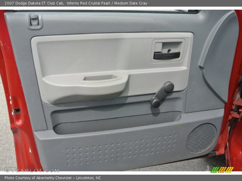 Inferno Red Crystal Pearl / Medium Slate Gray 2007 Dodge Dakota ST Club Cab