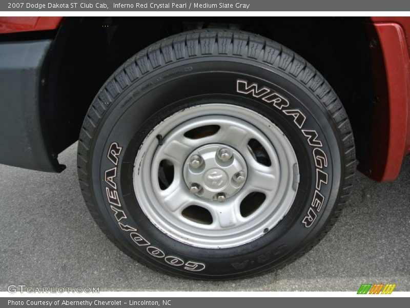 Inferno Red Crystal Pearl / Medium Slate Gray 2007 Dodge Dakota ST Club Cab