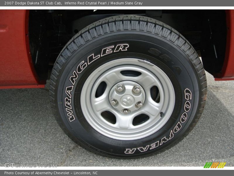Inferno Red Crystal Pearl / Medium Slate Gray 2007 Dodge Dakota ST Club Cab