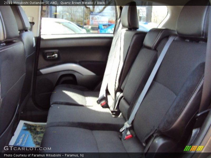 Quartz Brown Metallic / Black 2011 Mitsubishi Outlander SE AWD