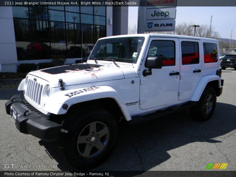 Bright White / Black/Dark Saddle 2011 Jeep Wrangler Unlimited Mojave 4x4