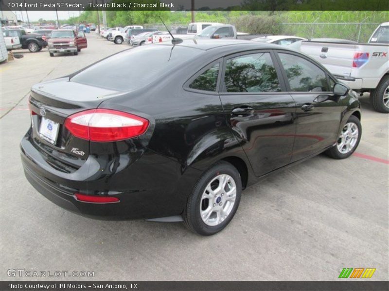 Tuxedo Black / Charcoal Black 2014 Ford Fiesta SE Sedan
