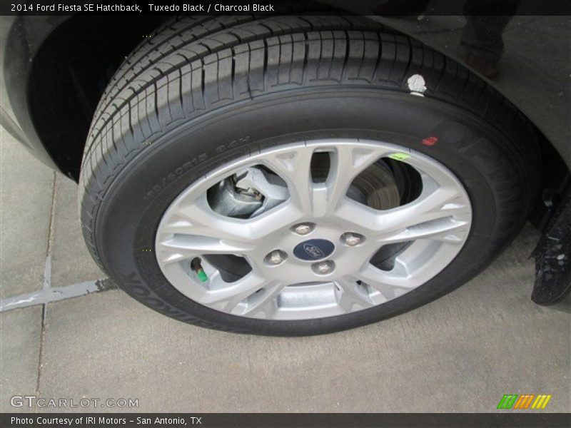 Tuxedo Black / Charcoal Black 2014 Ford Fiesta SE Hatchback