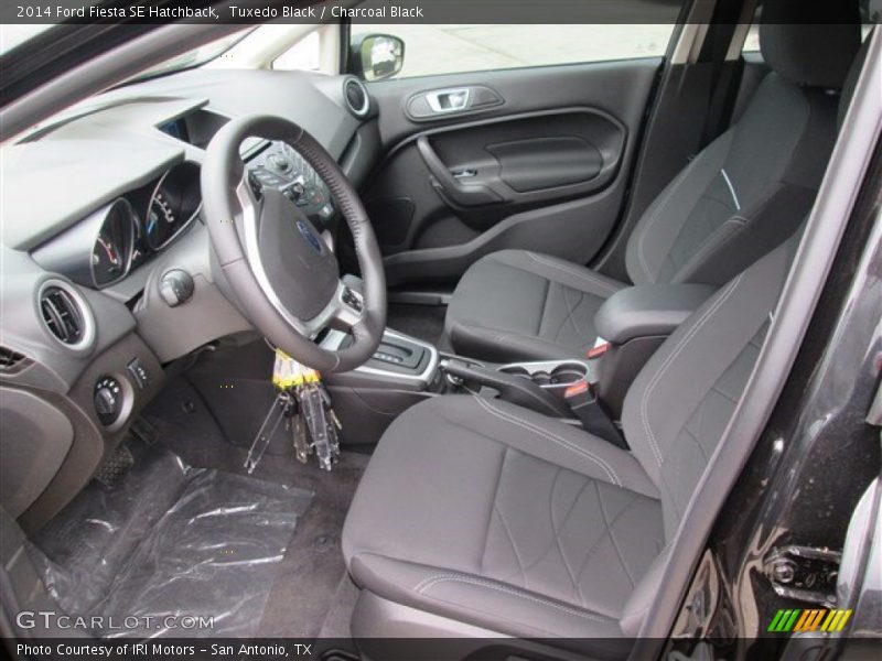 Tuxedo Black / Charcoal Black 2014 Ford Fiesta SE Hatchback