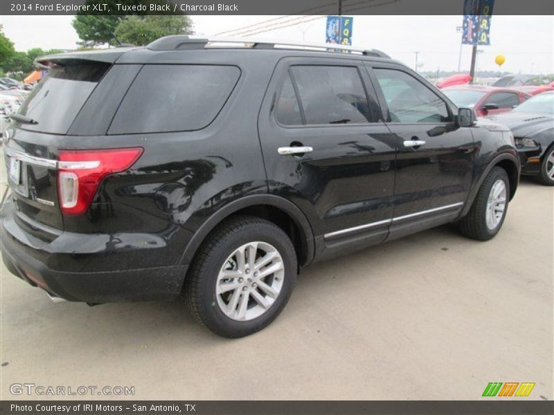 Tuxedo Black / Charcoal Black 2014 Ford Explorer XLT