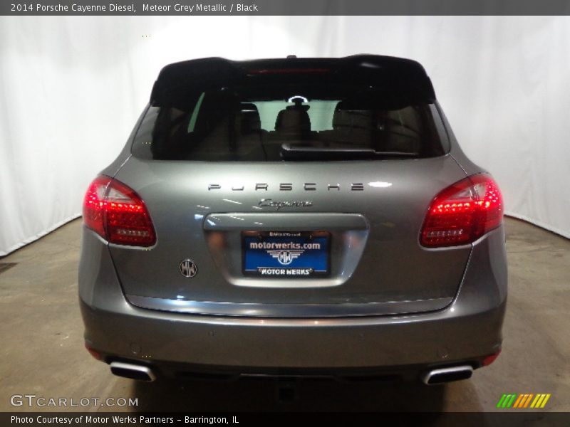 Meteor Grey Metallic / Black 2014 Porsche Cayenne Diesel