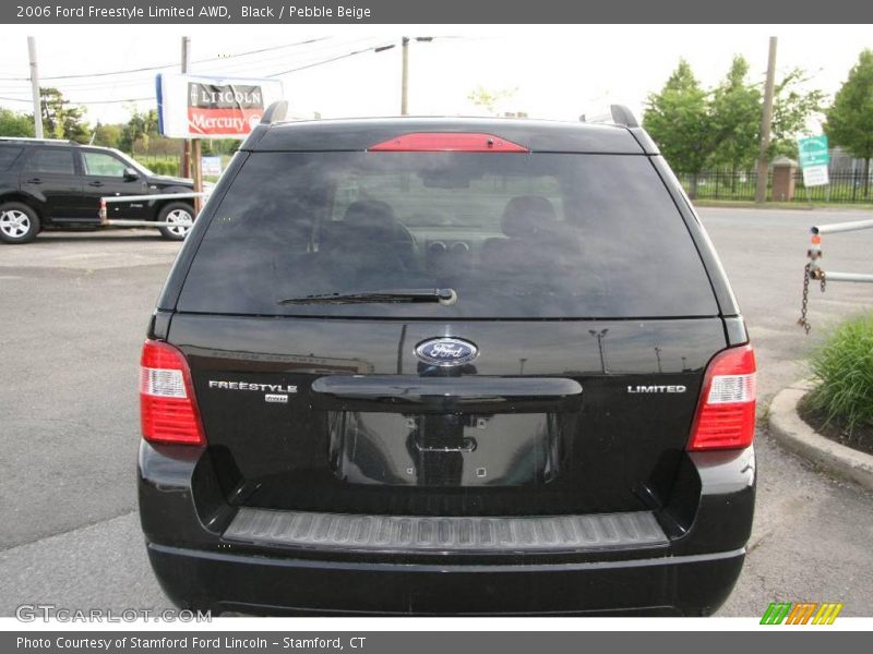Black / Pebble Beige 2006 Ford Freestyle Limited AWD