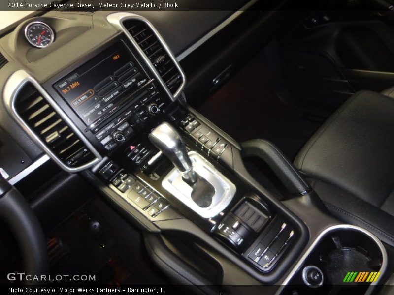 Controls of 2014 Cayenne Diesel