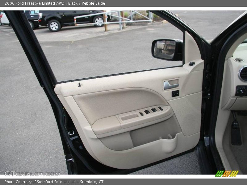 Black / Pebble Beige 2006 Ford Freestyle Limited AWD