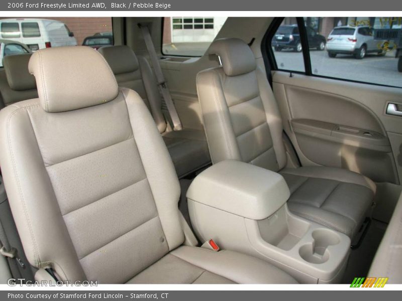 Black / Pebble Beige 2006 Ford Freestyle Limited AWD