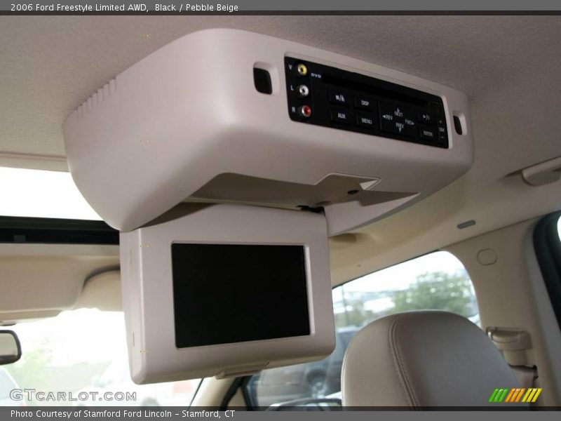 Black / Pebble Beige 2006 Ford Freestyle Limited AWD